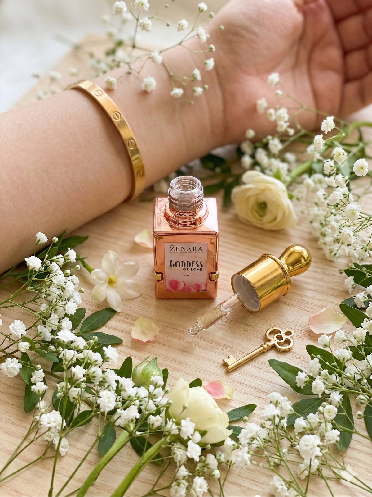 Goddess of Love Attar Zenara